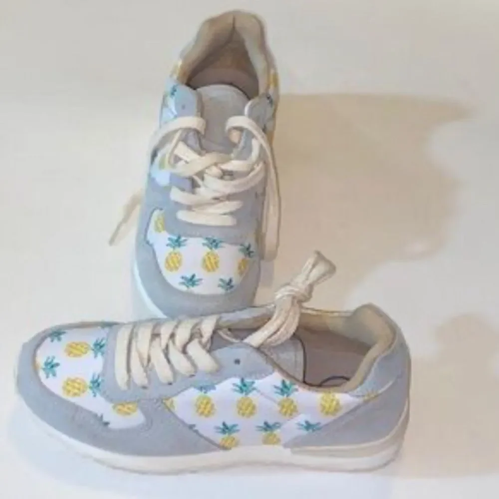 Inkkas Unisex USA-W 5 USA-M 3 Pineapple Print Sneakers - Blue and Yellow